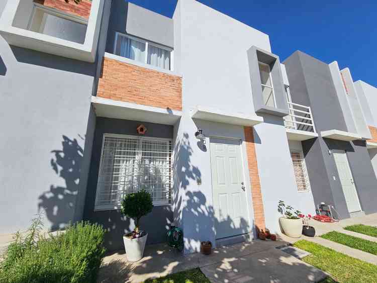 casa en venta calle rio blanco parques de tesistan zapopan jalisco pnWNHyD